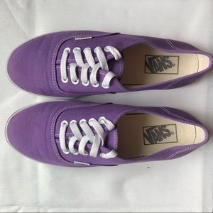 Vans Off the Wall purple men size 7 women size 8.5